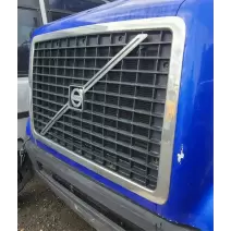 Grille Volvo VNL Complete Recycling