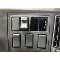 Instrument Cluster Volvo VNL