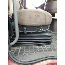 SEAT, FRONT VOLVO VNL