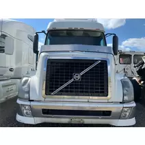 Complete Vehicle VOLVO VNL Valley Truck - Grand Rapids