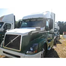 WHOLE TRUCK FOR RESALE VOLVO VNL