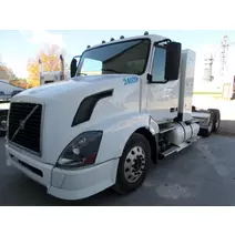 WHOLE TRUCK FOR RESALE VOLVO VNL