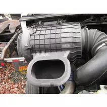 AIR CLEANER VOLVO VNR