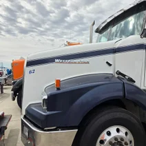 Hood WESTERN STAR 4900 HIGH MOUNTAIN HORSEPOWER