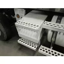 BATTERY BOX WESTERN STAR 4900