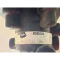 BENDIX K035020 Brake Valve (Air) thumbnail 3