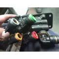 BRAKE DASH CONTROL VALVE, AIR thumbnail 3