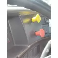 BRAKE PARK BRAKE VALVE, AIR thumbnail 1