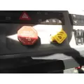 BRAKE PARK BRAKE VALVE, AIR thumbnail 2