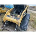 CAT 277 Equip Loader Arm thumbnail 2