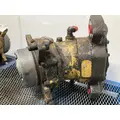 CAT 953 Equip Hydraulic Motor thumbnail 5