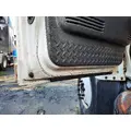 CHEVROLET C6500 2003-2010 DOOR ASSEMBLY, FRONT thumbnail 5