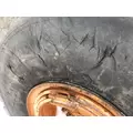 Case 921C Equip Tire and Rim thumbnail 4