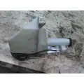 FORD F550SD (SUPER DUTY) WINDSHIELD WASHER RESERVOIR thumbnail 4