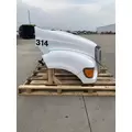 FORD F650 Hood thumbnail 4