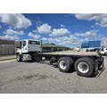 FREIGHTLINER 114 SD Complete Vehicle thumbnail 3