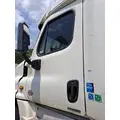 FREIGHTLINER CASCADIA 113-125 DOOR ASSEMBLY, FRONT thumbnail 2