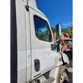 FREIGHTLINER CASCADIA 113-125 DOOR ASSEMBLY, FRONT thumbnail 1