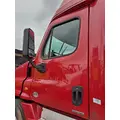 FREIGHTLINER CASCADIA 113-125 DOOR ASSEMBLY, FRONT thumbnail 1