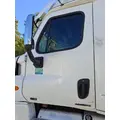 FREIGHTLINER CASCADIA 113-125 DOOR ASSEMBLY, FRONT thumbnail 1