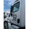 FREIGHTLINER CASCADIA 113-125 DOOR ASSEMBLY, FRONT thumbnail 1