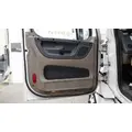 FREIGHTLINER CASCADIA 113-125 DOOR ASSEMBLY, FRONT thumbnail 3