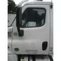 FREIGHTLINER CASCADIA 113-125 DOOR ASSEMBLY, FRONT thumbnail 1