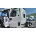 FREIGHTLINER CASCADIA 113-125 DOOR ASSEMBLY, FRONT thumbnail 1