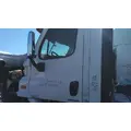 FREIGHTLINER CASCADIA 113-125 DOOR ASSEMBLY, FRONT thumbnail 1