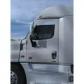 FREIGHTLINER CASCADIA 113-125 DOOR ASSEMBLY, FRONT thumbnail 1