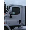 FREIGHTLINER CASCADIA 113 CAB thumbnail 2