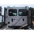 FREIGHTLINER CASCADIA 113 CAB thumbnail 3