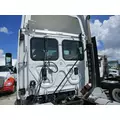 FREIGHTLINER CASCADIA 113 CAB thumbnail 3