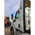 FREIGHTLINER CASCADIA 113 CAB thumbnail 3