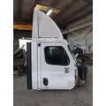 FREIGHTLINER CASCADIA 113 CAB thumbnail 4