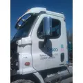 FREIGHTLINER CASCADIA 113 CAB thumbnail 2