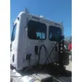FREIGHTLINER CASCADIA 113 CAB thumbnail 3