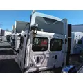 FREIGHTLINER CASCADIA 113 CAB thumbnail 3