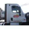 FREIGHTLINER CASCADIA 113 CAB thumbnail 2