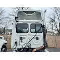 FREIGHTLINER CASCADIA 113 CAB thumbnail 3