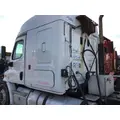 FREIGHTLINER CASCADIA 113 CAB thumbnail 1