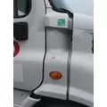 FREIGHTLINER CASCADIA 113 COWL thumbnail 1