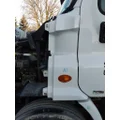 FREIGHTLINER CASCADIA 113 COWL thumbnail 1