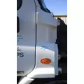 FREIGHTLINER CASCADIA 113 COWL thumbnail 1