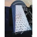 FREIGHTLINER CASCADIA 113 DECK (CATWALK) STEP thumbnail 1