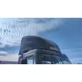 FREIGHTLINER CASCADIA 113 FAIRING, WIND DEFLECTOR ROOF thumbnail 1