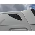 FREIGHTLINER CASCADIA 113 GLASS, SLEEPER thumbnail 1