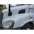 FREIGHTLINER CASCADIA 113 HOOD thumbnail 2