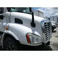 FREIGHTLINER CASCADIA 113 HOOD thumbnail 3