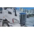 FREIGHTLINER CASCADIA 113 HOOD thumbnail 1